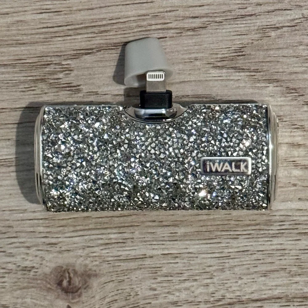 iWALK Secret Ultra-Compact Docking Battery